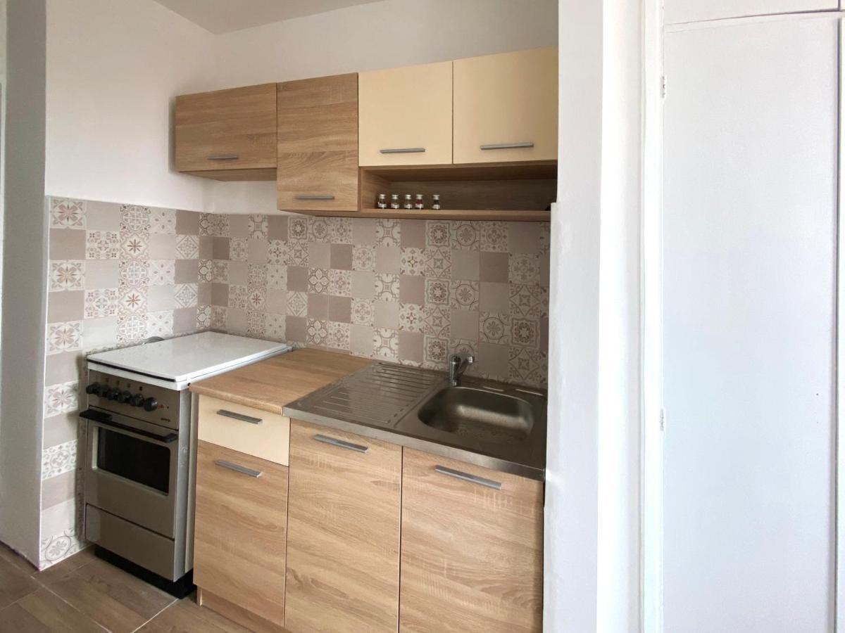 Апартаменты Apartman Milica Ниш Экстерьер фото